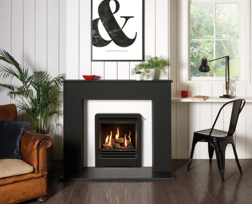 Gazco Logic™ HE Balanced flue fire with Log-effect fuel bed and Beat front in Matt Black with Slide control