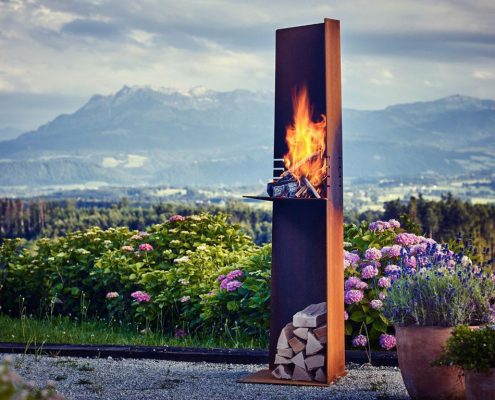Rais Angle - outdoor fireplace in Corten Steel