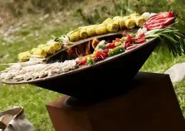 RAIS Circle Outdoor Fireplace - Combined grill and fire bowl Circle in corten steel