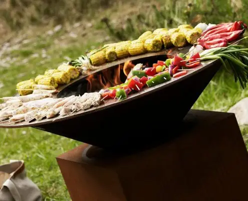 RAIS Circle Outdoor Fireplace - Combined grill and fire bowl Circle in corten steel