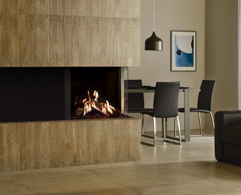 Gazco Reflex 75T-3 right facing gas fire with EchoFlame Black Glass lining