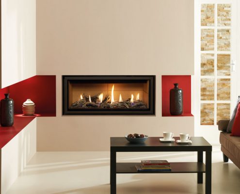 Gazco Studio 2 Edge Conventional Flue, with Log-effect fuel bed and Vermiculite lining cool wall