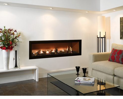 Gazco Studio 3 Edge Balanced Flue, Glass Fronted with Log-effect fuel bed and Vermiculite lining