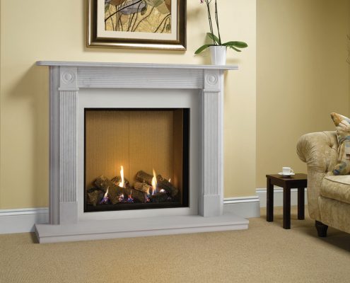 Riva2 750HL with fluted vermiculite lining in a Georgian Mantel and hearth